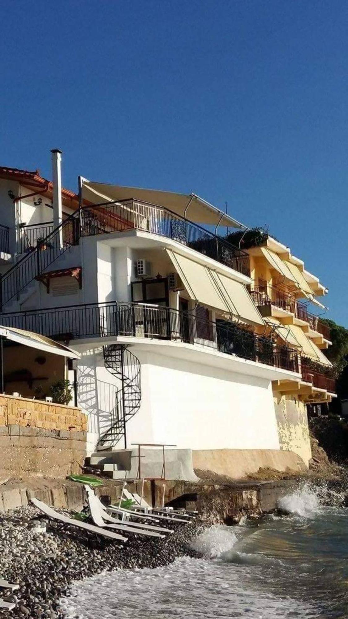 Ekie Apartment With Sea View Каламата Екстер'єр фото